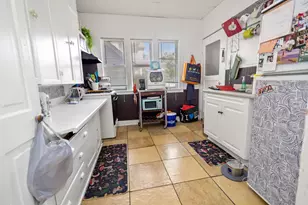 264 Eastern Ave SE, Grand Rapids, MI 49503 - Photo 4