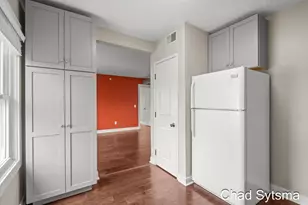 930 Wealthy St SE, Grand Rapids, MI 49506 - Photo 6