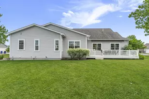 2649 Club Ct, Traverse City, MI 49685 - Photo 4