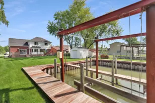 48484 Jefferson Ave, New Baltimore, MI 48047 - Photo 30