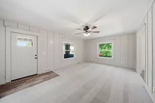 1215 Linwood Ave, Jackson, MI 49203 - Photo 8