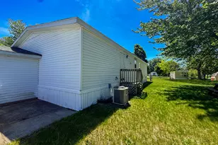 121 Elm Ct, Muskegon, MI 49445 - Photo 40