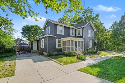 416 Center Street, South Haven, MI 49090 - Photo 2