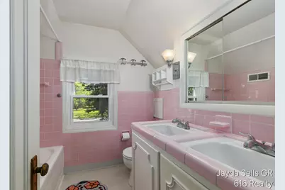 1853 Leonard Street NW, Grand Rapids, MI 49504 - Photo 26