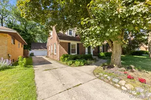 1853 Leonard St NW, Grand Rapids, MI 49504 - Photo 38