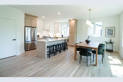 2324 Dallas Avenue, Royal Oak, MI 48067 - Photo 18