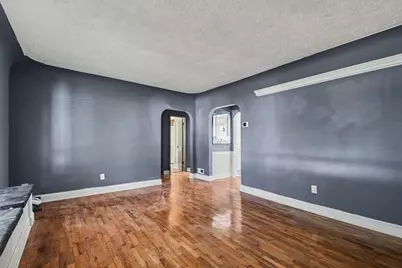 532 Clayton Avenue NW, Grand Rapids, MI 49534 - Photo 2