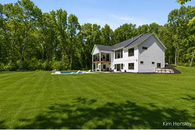 8571 Young Avenue NE, Rockford, MI 49341 - Photo 34