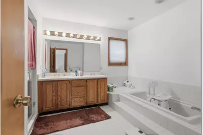 1176 Bradbury Drive, Troy, MI 48098 - Photo 20