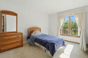 1176 Bradbury Dr, Troy, MI 48098 - Photo 18