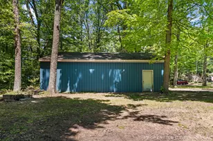 4457 S Croton Hardy Dr, Newaygo, MI 49337 - Photo 12