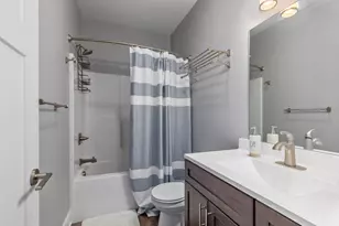 9579 Arrowcrest Dr NE, Rockford, MI 49341 - Photo 26