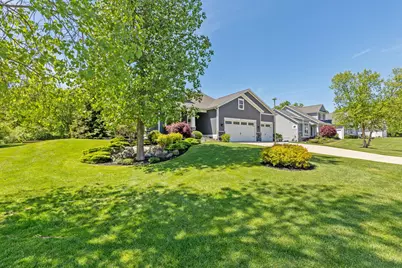 9579 Arrowcrest Drive NE, Rockford, MI 49341 - Photo 4