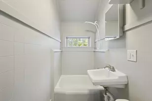 200 E Grove St, Greenville, MI 48838 - Photo 12