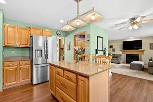 6527 Sussex St, Portage, MI 49024 - Photo 10