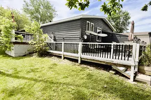 8000 Warren Woods Rd, Three Oaks, MI 49128 - Photo 6