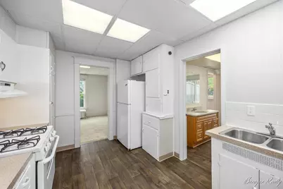 2147 Plainfield Avenue NE, Grand Rapids, MI 49505 - Photo 10