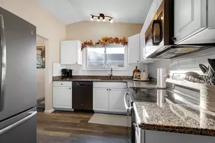 43875 Leeann Ln, Canton, MI 48187 - Photo 18