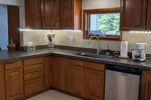 246 Birch Dr, Muskegon, MI 49445 - Photo 16