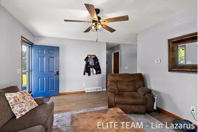 524 Rose Street, Vicksburg, MI 49097 - Photo 8
