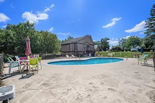 756 W Kilgore Rd, Kalamazoo, MI 49008 - Photo 16