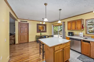 2481 Bauer Rd, Jenison, MI 49428 - Photo 8