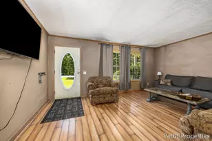 2481 Bauer Rd, Jenison, MI 49428 - Photo 4
