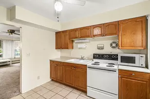 436 Campbell Ave, Kalamazoo, MI 49006 - Photo 6