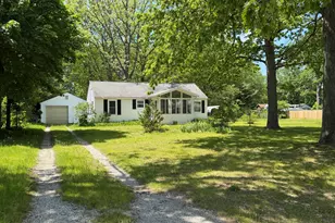1887 Interwood, Muskegon, MI 49442 - Photo 4