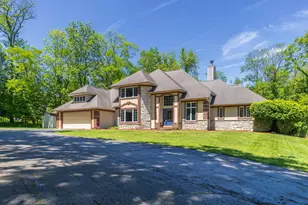 1722 W Kilgore Rd, Kalamazoo, MI 49008 - Photo 2