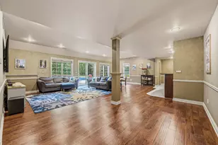 1722 W Kilgore Rd, Kalamazoo, MI 49008 - Photo 44