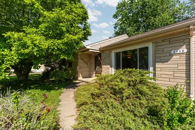 1112 Westwood Boulevard, Jackson, MI 49203 - Photo 2