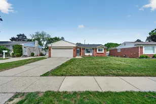 38560 Mason St, Livonia, MI 48154 - Photo 4