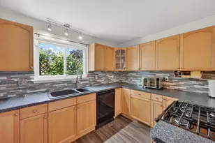 38560 Mason St, Livonia, MI 48154 - Photo 12
