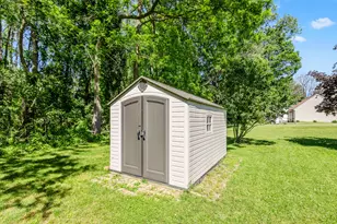 65 W Hallett St, Hillsdale, MI 49242 - Photo 32