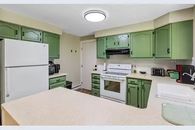 65 W Hallett Street, Hillsdale, MI 49242 - Photo 10