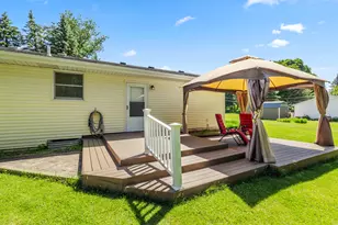 65 W Hallett St, Hillsdale, MI 49242 - Photo 36