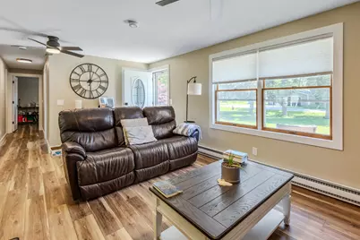 65 W Hallett Street, Hillsdale, MI 49242 - Photo 6