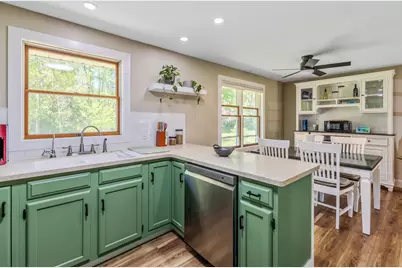 65 W Hallett Street, Hillsdale, MI 49242 - Photo 8