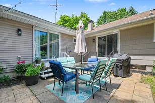 1366 Maiden Ln, Saint Joseph, MI 49085 - Photo 22