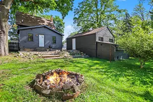 734 E Green St, Marshall, MI 49068 - Photo 30