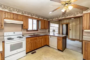 434 Sackett Ave, Monroe, MI 48162 - Photo 14