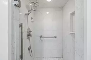 2015 Grand Ave, Kalamazoo, MI 49006 - Photo 30