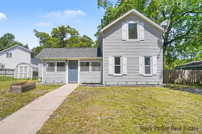 416 Pine Street, Fruitport, MI 49415 - Photo 2