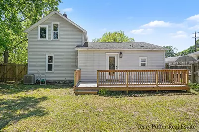 416 Pine Street, Fruitport, MI 49415 - Photo 16