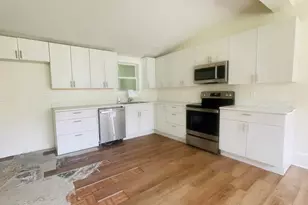 244 Woodland Ave, Jackson, MI 49203 - Photo 10