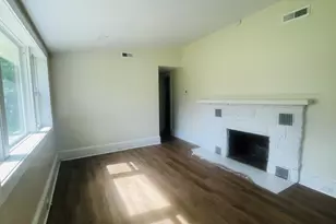 244 Woodland Ave, Jackson, MI 49203 - Photo 8