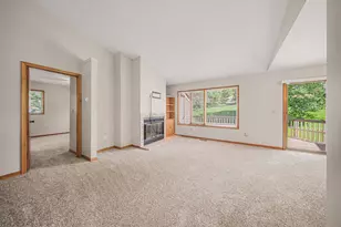 2810 S Wood Dale Dr, Jackson, MI 49203 - Photo 10