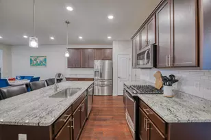 2832 Fairgrove Crescent Crescent, Ann Arbor, MI 48108 - Photo 6