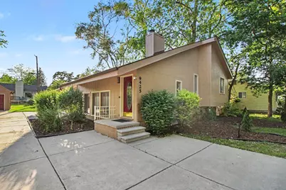9425 Lamont Street, Livonia, MI 48150 - Photo 4